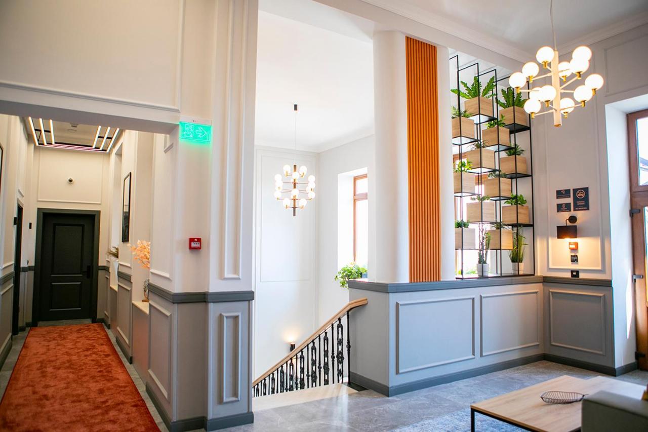 House Of Charles Hotel Carei Ngoại thất bức ảnh