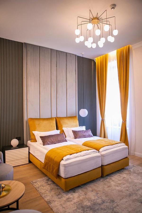 House Of Charles Hotel Carei Ngoại thất bức ảnh