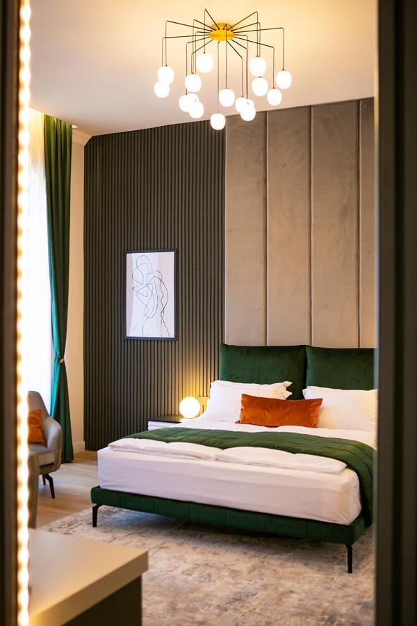 House Of Charles Hotel Carei Ngoại thất bức ảnh