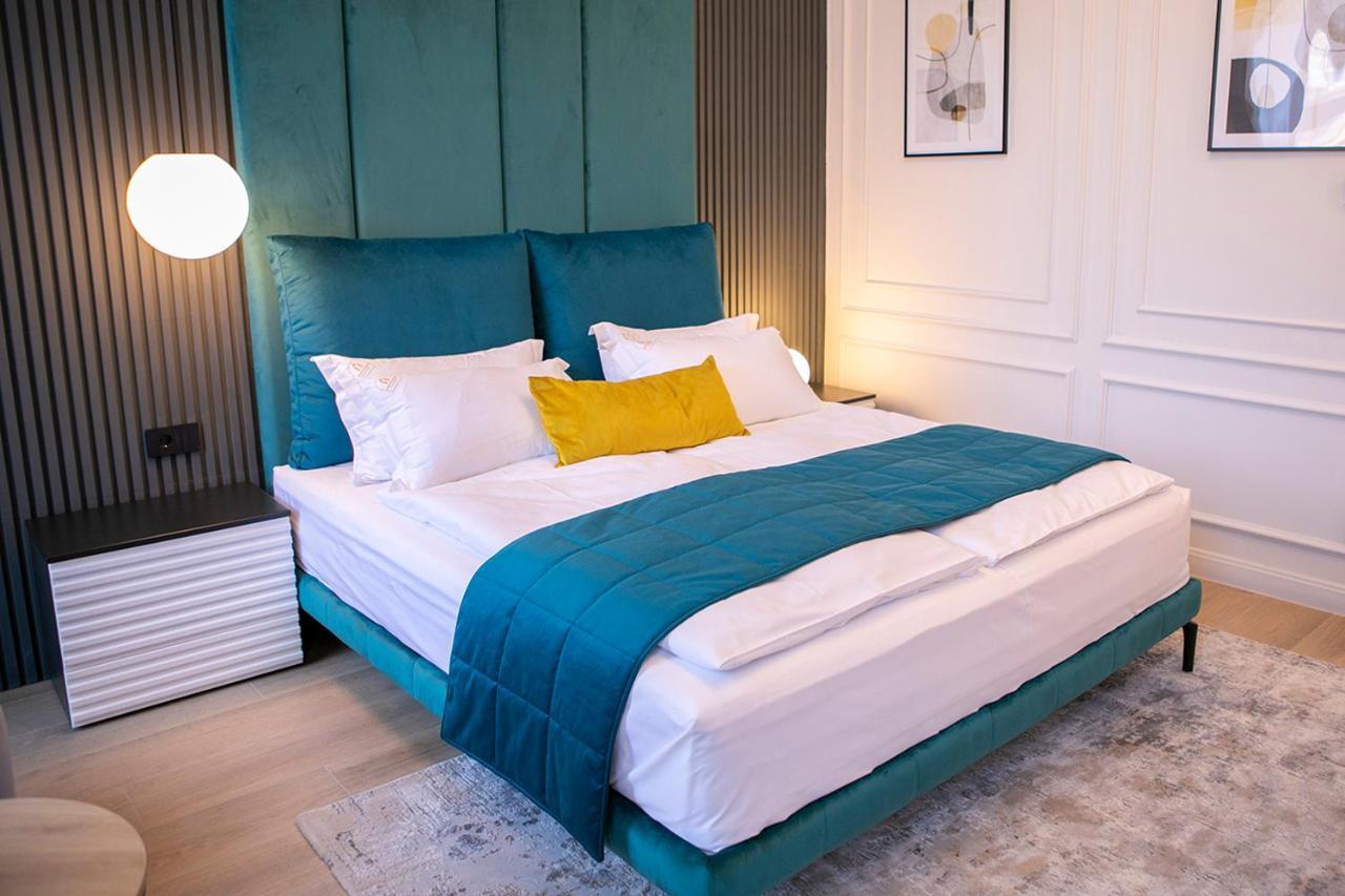 House Of Charles Hotel Carei Ngoại thất bức ảnh
