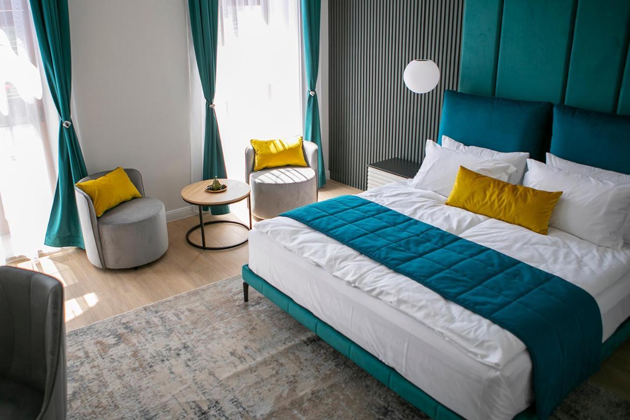 House Of Charles Hotel Carei Ngoại thất bức ảnh